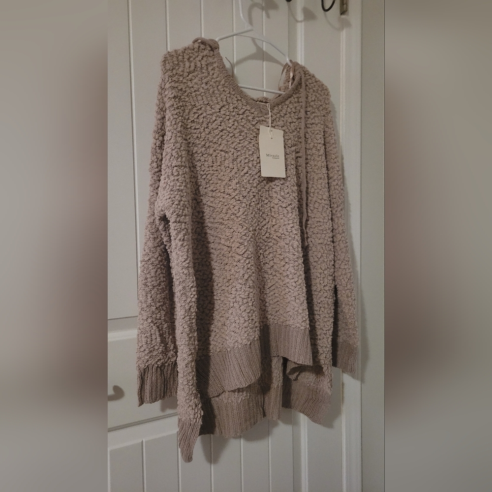 Miracle USA Women's Size Medium/Large Pink Hooded Semi Open Knit Sweater